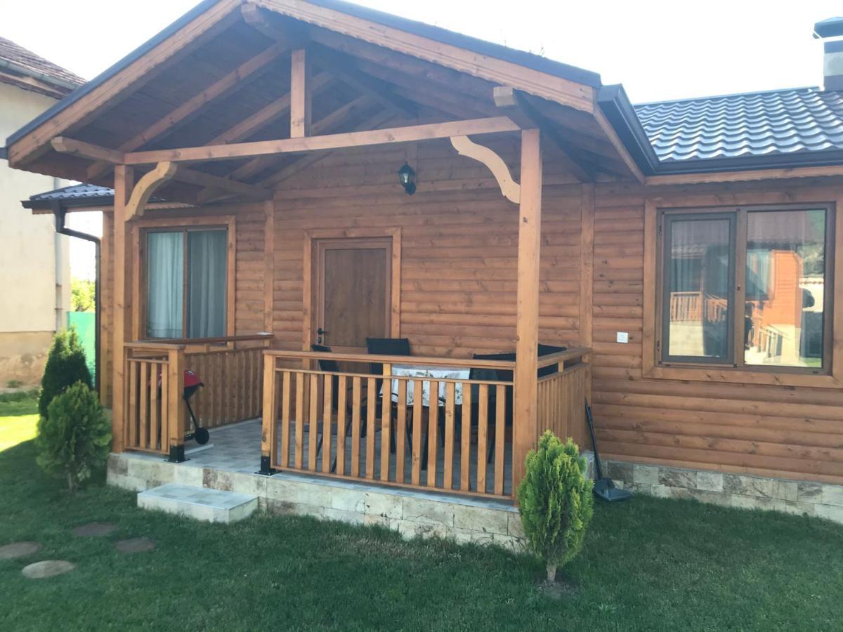 Къщи За Гости Михайлови Sapareva Banya Exterior foto