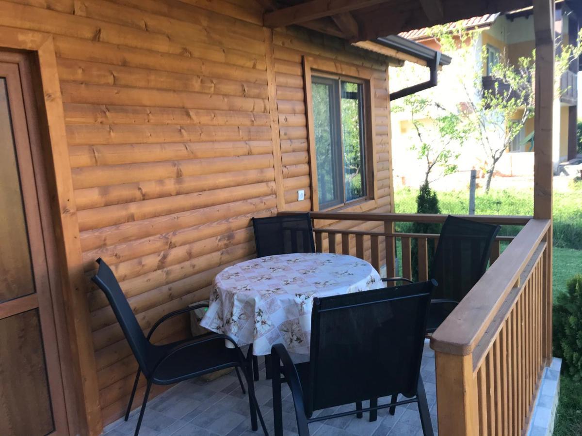 Къщи За Гости Михайлови Sapareva Banya Exterior foto