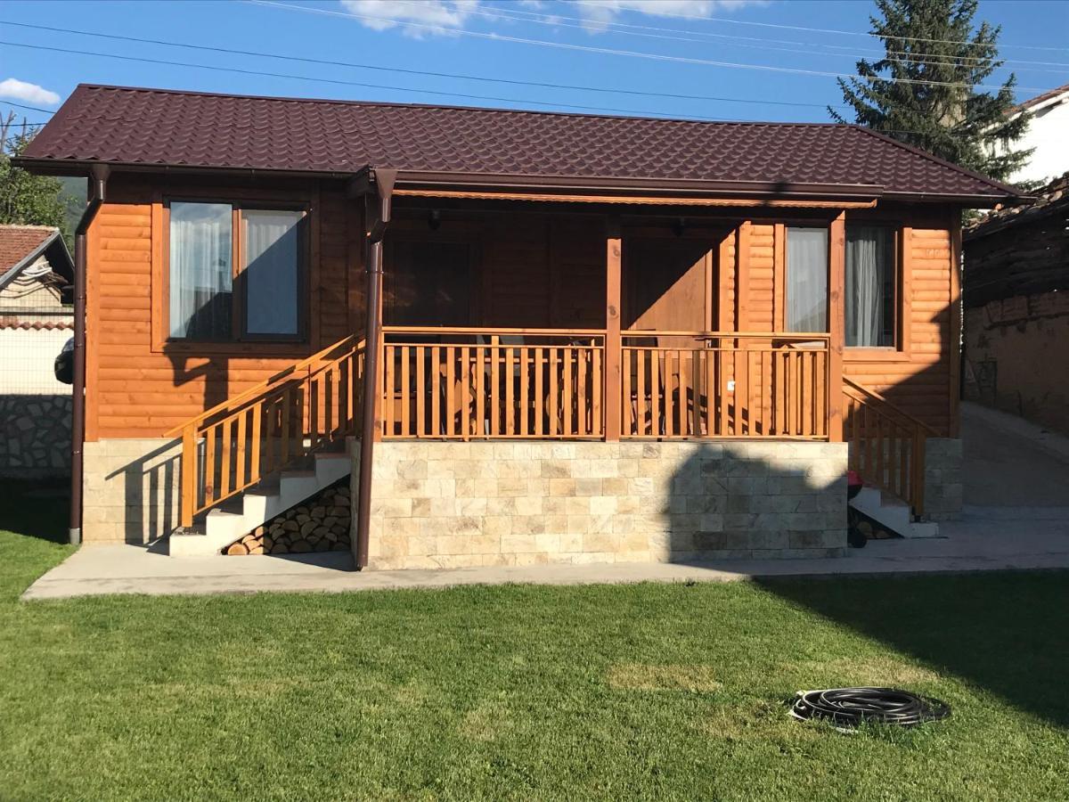 Къщи За Гости Михайлови Sapareva Banya Exterior foto