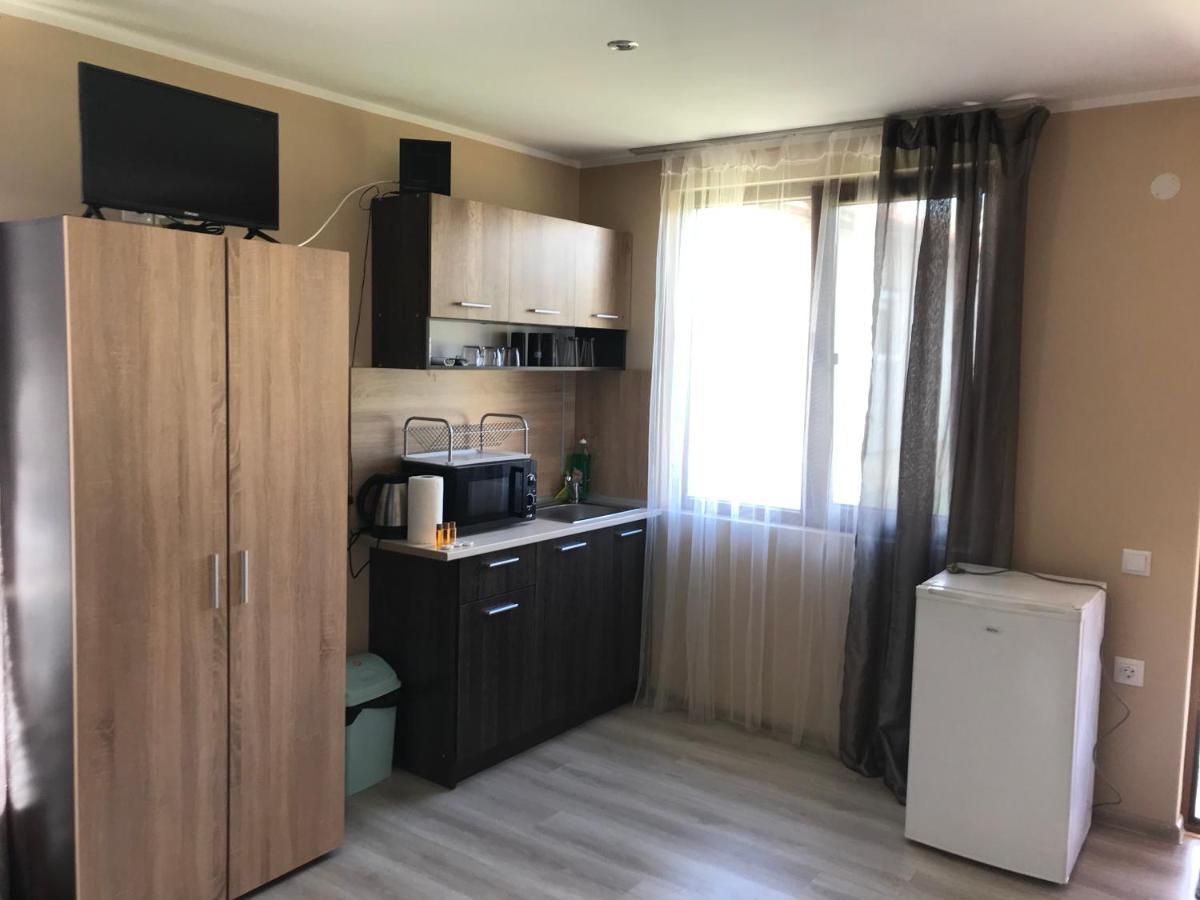 Къщи За Гости Михайлови Sapareva Banya Exterior foto